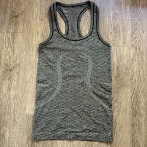 Lululemon swiftly tech tank top, size 2